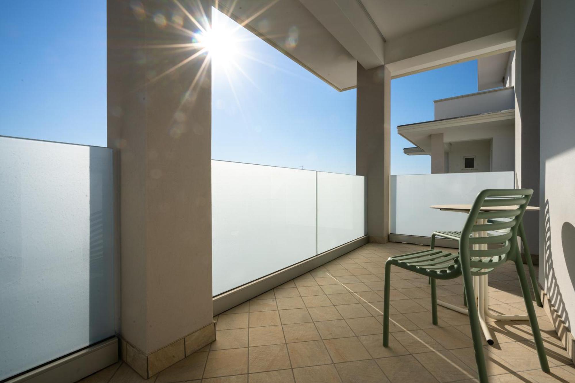 Hotel Globus Bellaria-Igea Marina Exteriör bild